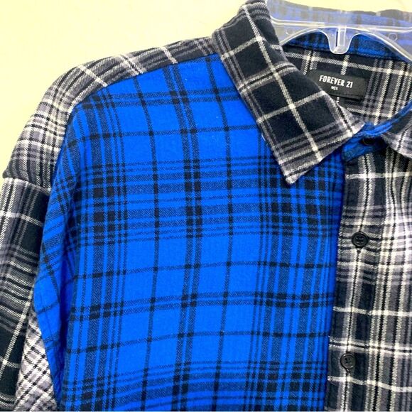 FOREVER 21 SHIRT MEN’S SMALL BLUE BLACK 100% COTTON FLANNEL PLAID COLOR BLOCK. - Picture 3 of 11